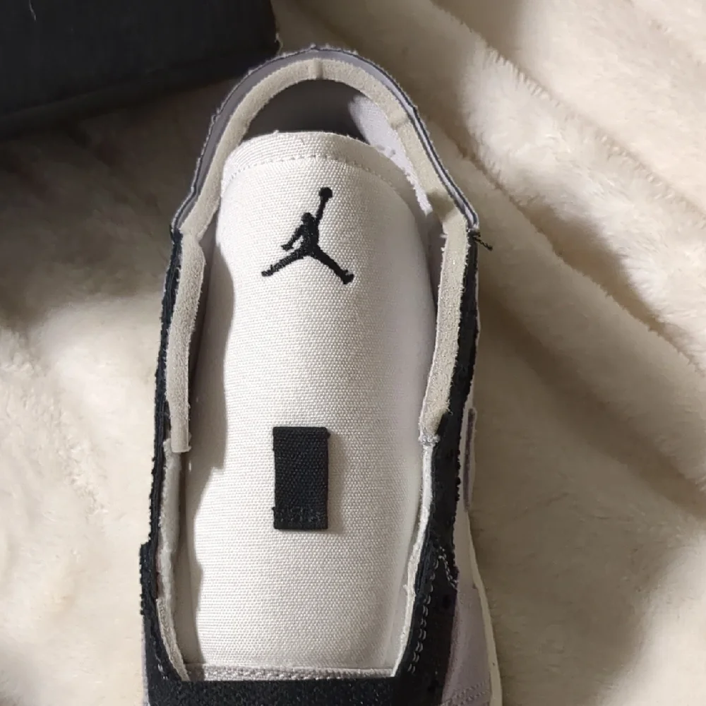 Jordan stylish sneakers